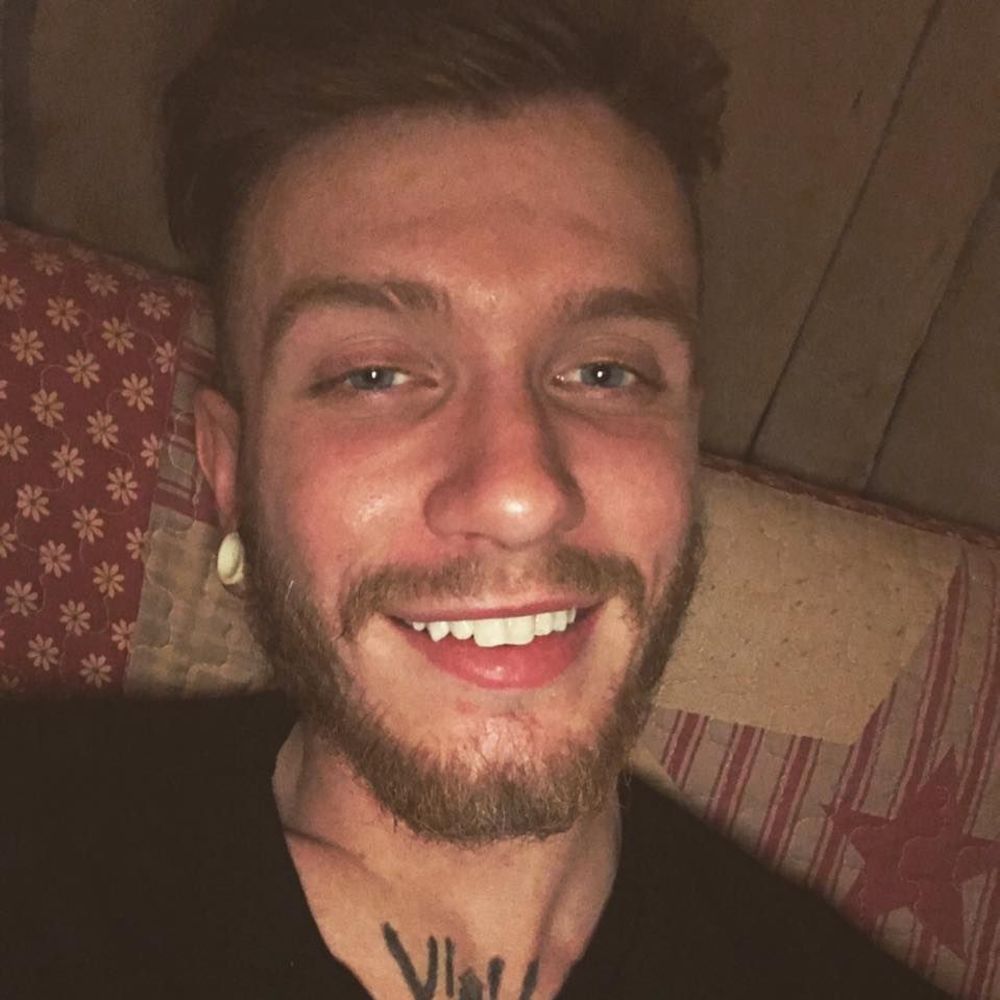 Meet your Posher, Jake